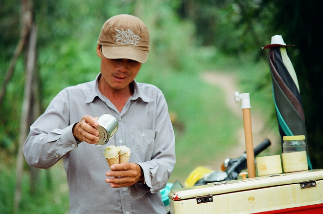 Những chuyến xe chuyên chở mùa hè - Ảnh 1.