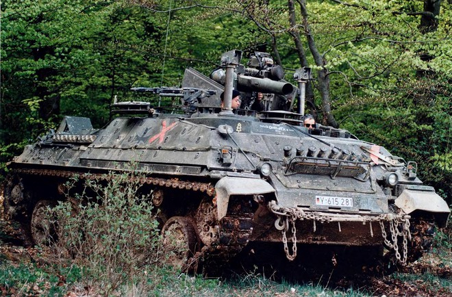 Khám phá sức mạnh Sát thủ xe tăng Raketenjagdpanzer 4 Jaguar 2 - Ảnh 3.