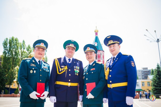 9 phi công Việt Nam xuất sắc tốt nghiệp Học viện Không quân Nga - Ảnh 9.