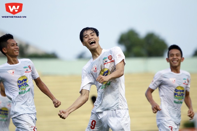 Thua HA.GL 1-3, Long An chuẩn bị tinh thần đá play-off - Ảnh 3.