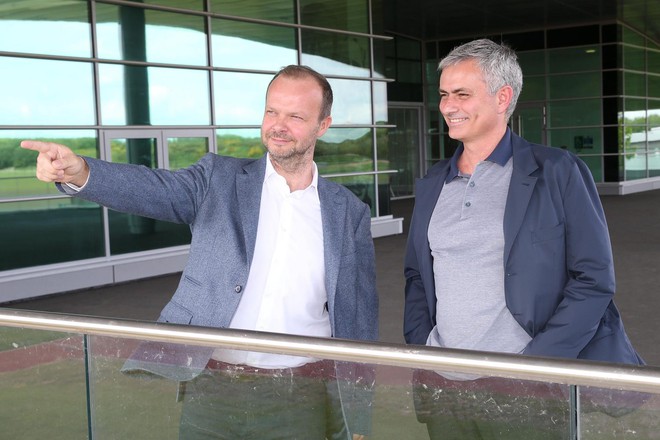 Jose Mourinho và thành công lớn đầu tiên tại Man United - Ảnh 5.