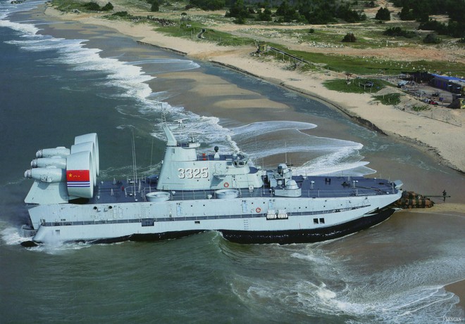 Nga-Ukraine tuyệt giao, Trung Quốc lao đao đóng tàu đổ bộ Zubr - Ảnh 2.