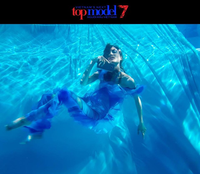 Tập 5 Next Top Model: Thí sinh khóc tức tưởi vì bị cô lập - Ảnh 10.