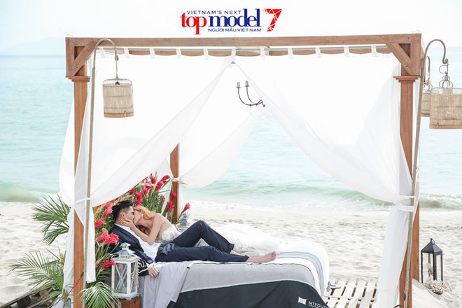 Next Top Model 2016: Xuất hiện thí sinh cuồng hôn bạn diễn - Ảnh 7.