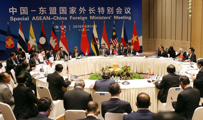 Hội nghị Ngoại trưởng ASEAN-TQ: Bắc Kinh dính vố đau ngay trên sân nhà - Ảnh 1.