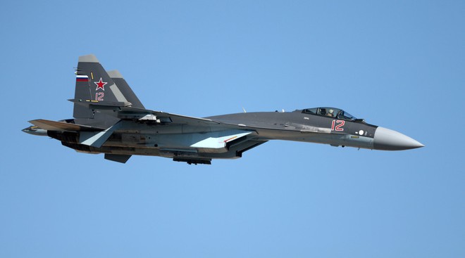 Tàng hình + Su-35 + Syria: Không quân Nga đã trở về từ vực thẳm - Ảnh 2.