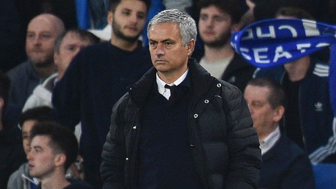 Mourinho thua cả Moyes: Hãy sa thải ngay và luôn! - Ảnh 2.