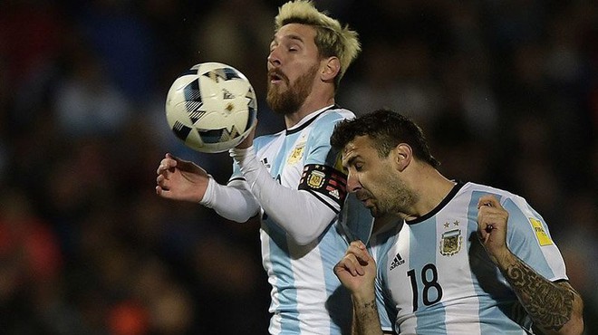 FIFA ra tay, Messi và Argentina không được dự World Cup 2018? - Ảnh 2.