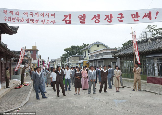 Những hình ảnh độc về nền điện ảnh của Triều Tiên lần đầu tiên được hé lộ - Ảnh 11.