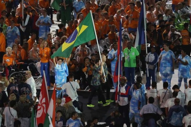 ​Ấm áp lễ bế mạc Paralympic Rio 2016 - Ảnh 2.