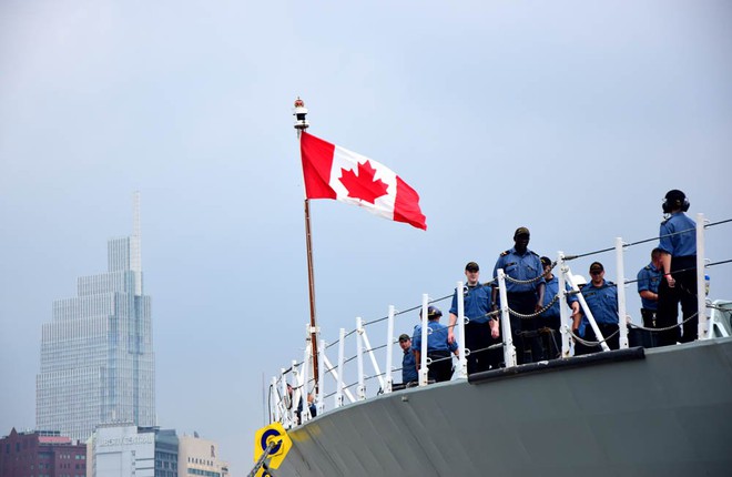 Tàu chiến Canada thăm TP.HCM - Ảnh 3.