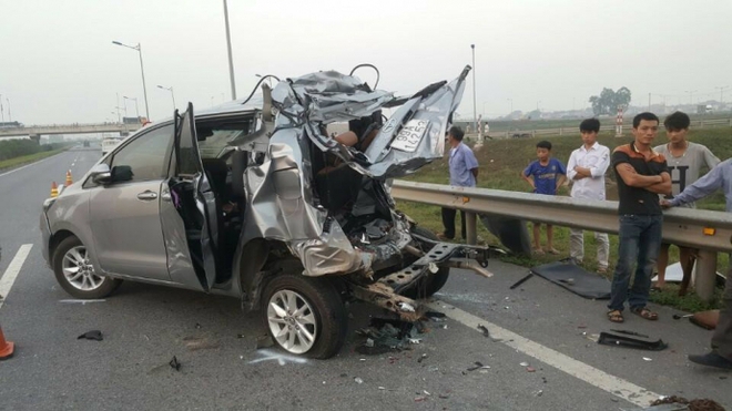 Tai nạn trên cao tốc Hà Nội-Thái Nguyên, 6 người trọng thương - Ảnh 2.