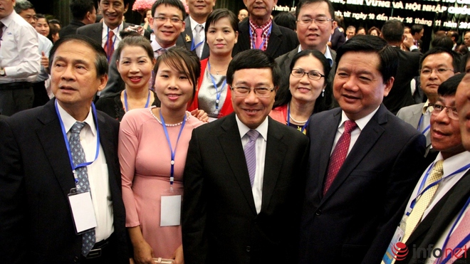 Hình ảnh Thủ tướng Nguyễn Xuân Phúc gặp gỡ đại biểu kiều bào - Ảnh 10.