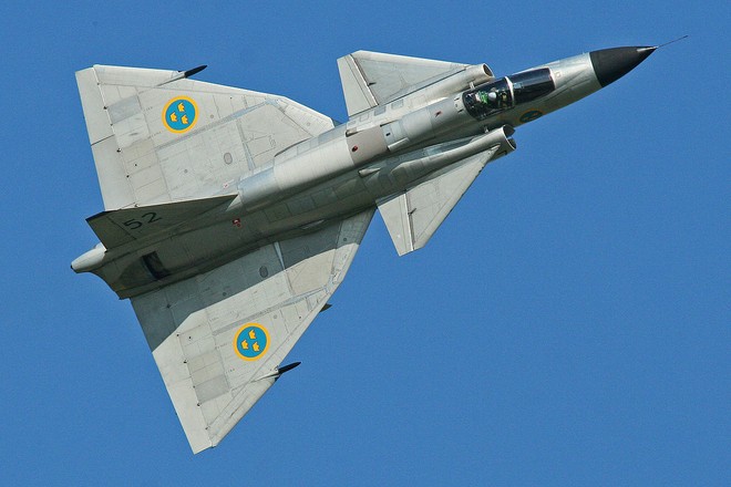 Bộ ba chiến đấu cơ nội địa làm nên sức mạnh Không quân Thụy Điển - Ảnh 2.