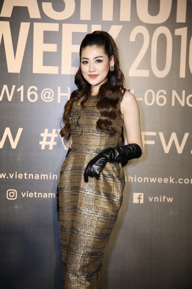 Hoa hậu Đỗ Mỹ Linh đọ sắc 2 chị em Á hậu Ngô Thanh Tú - Ảnh 10.