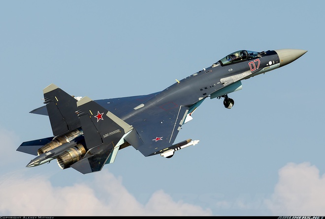 Quà Noel từ Nga: Trung Quốc sẽ nhận Su-35 sớm hơn nhiều so với dự kiến - Ảnh 1.