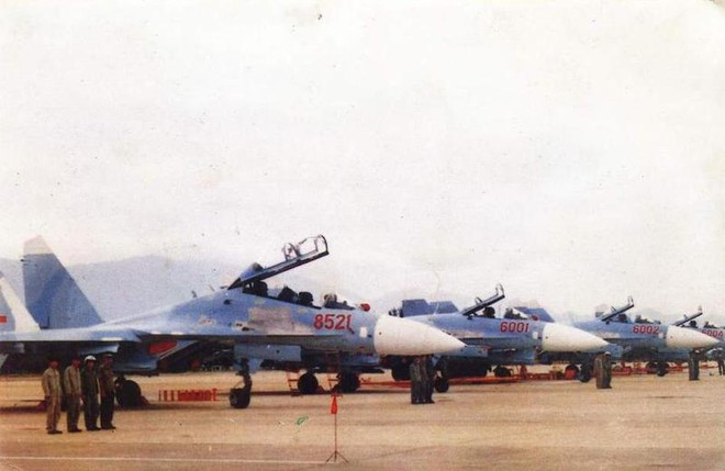 Ukraine chính là đối tác giúp Việt Nam sửa chữa tăng hạn Su-27 - Ảnh 1.