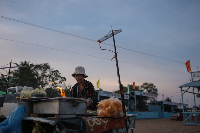 Những câu chuyện đời chưa kể trong gánh lô tô - Ảnh 5.