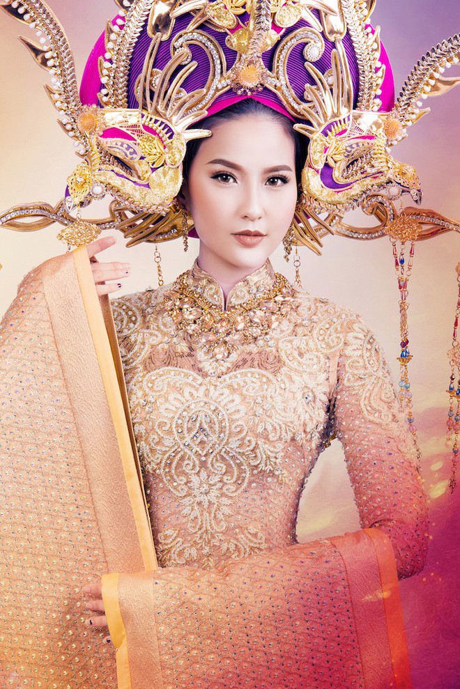 Cận cảnh trang phục dân tộc lộng lẫy của Khánh Ngân tại cuộc thi Hoa hậu Hoàn cầu 2017 - Ảnh 5.