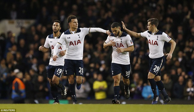 Spurs hút chết, Liverpool nhận vố đau trên sân nhà - Ảnh 4.