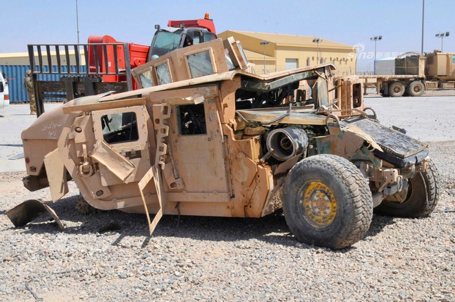 Xe thiết giáp Humvee rụng đầu ngày càng nhiều tại Afghanistan - Ảnh 5.