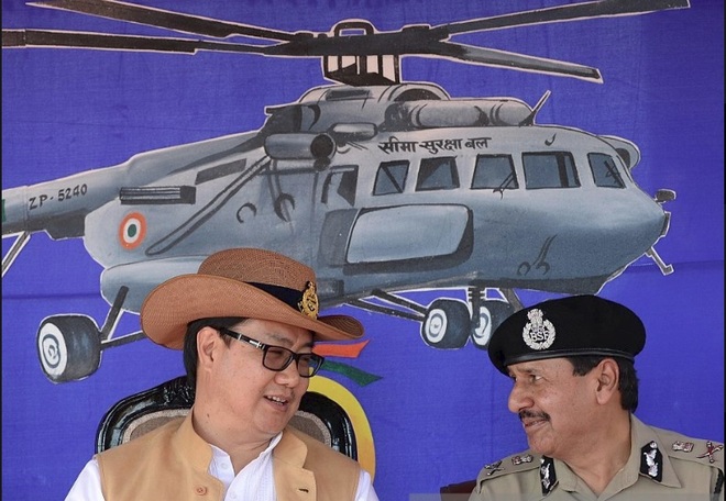 Khách VIP thoát chết khi bay trên trực thăng của Biên phòng Ấn Độ mà không biết! - Ảnh 1.