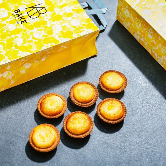 3 lý do vàng khiến Bake Cheese Tart là món quà gây sốt nhất hiện nay - Ảnh 1.