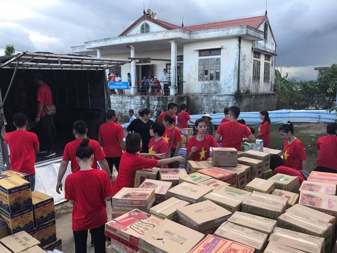 Gia đình khá giả, chàng trai Hà Thành vẫn đi bán muối kiếm tiền và lựa chọn khác thường - Ảnh 5.