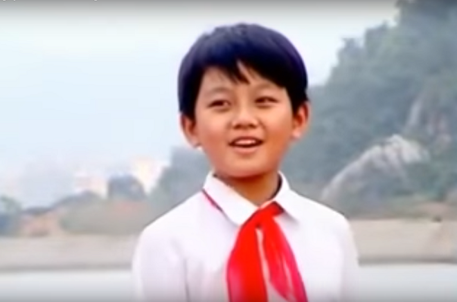 Chân dung 9x điển trai được giới trẻ yêu thích trên sóng truyền hình Quảng Ninh - Ảnh 2.