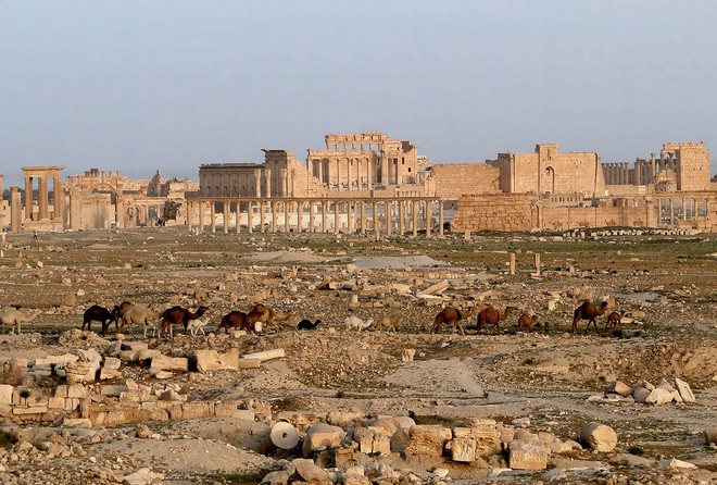 Tròn 2 năm Nga động binh ở Syria: Chiến công, thất bại hổ thẹn và tổn thất đớn đau nhất - Ảnh 2.