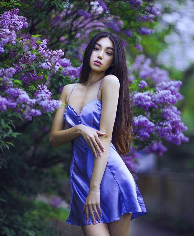 Bông hồng lai gốc Việt thi Hoa hậu Hoàn vũ Canada gây sốt vì quá gợi cảm - Ảnh 20.