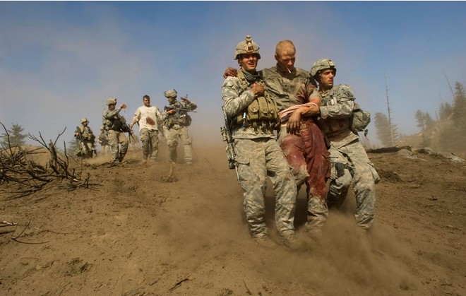 Cuộc chiến khốc liệt qua 3 đời TT Mỹ ở Afghanistan dưới góc nhìn của nhiếp ảnh gia NYT - Ảnh 14.