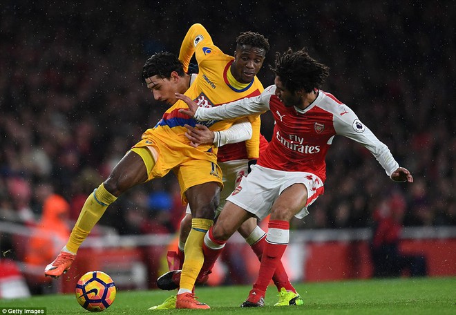 Chân gỗ Giroud lập siêu phẩm, Arsenal cười vào mũi Man United - Ảnh 14.