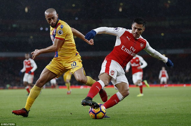 Chân gỗ Giroud lập siêu phẩm, Arsenal cười vào mũi Man United - Ảnh 16.