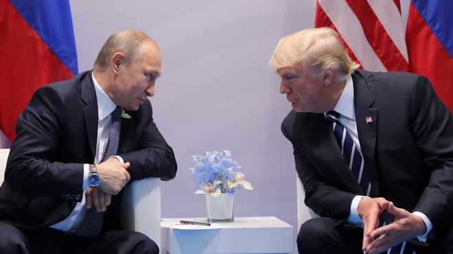 Tổng thống Trump ký dự luật trừng phạt Nga: Lợi bất cập hại! - Ảnh 1.