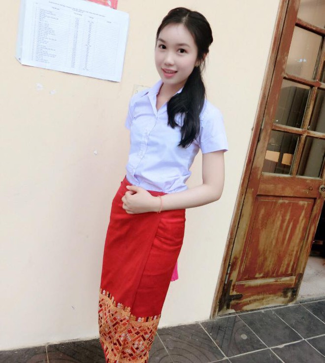 Cô gái xinh đẹp người Lào hạnh phúc vì được mạng xã hội Việt quan tâm - Ảnh 3.