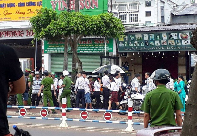 Vụ cướp ngân hàng táo tợn ở Đồng Nai: Xác định chân dung nghi phạm - Ảnh 2.