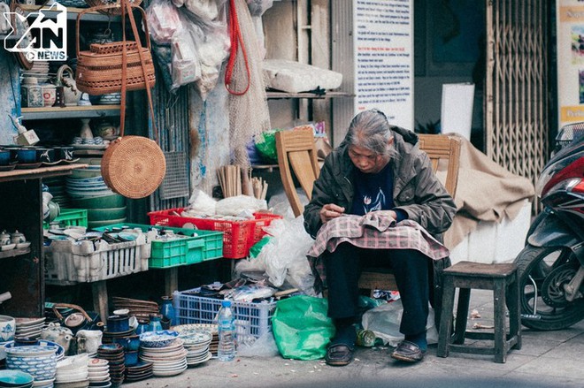 Bỏ qua những ồn ào náo nhiệt, đây chính là một Hà Nội bình yên, tĩnh lặng hiếm có trong dịp cuối năm - Ảnh 19.