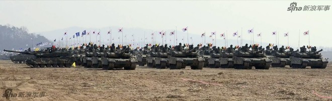Xe tăng Hàn Quốc khoe cơ bắp, thể hiện sức mạnh áp đảo Triều Tiên - Ảnh 1.