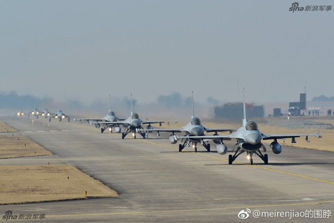 Cảnh báo Triều Tiên: Không quân Hàn Quốc trình diễn Voi đi bộ trong tình hình nóng - Ảnh 2.