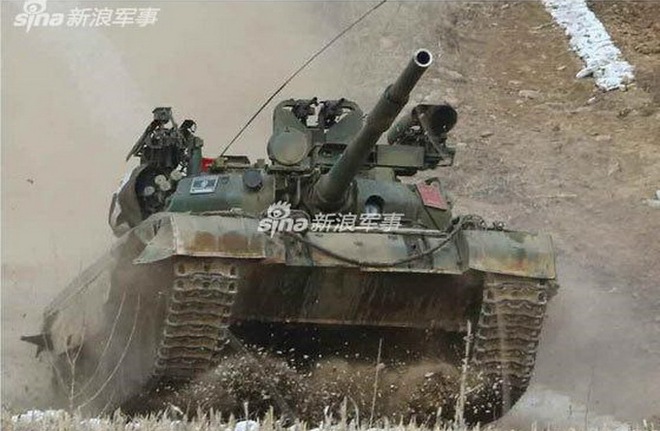 Hoành tráng cuộc thi Tank Biathlon phiên bản Triều Tiên - Ảnh 2.