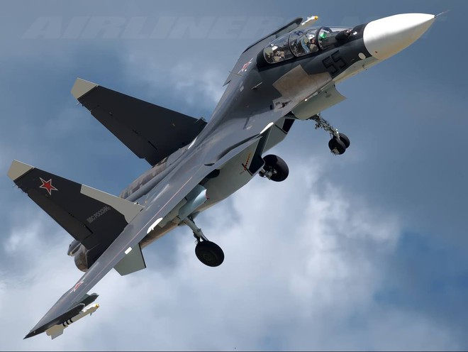 Su-35S và S-300: “Quà tặng” giá trị Nga dành cho đối tác nếu được phép lập căn cứ quân sự? - Ảnh 1.