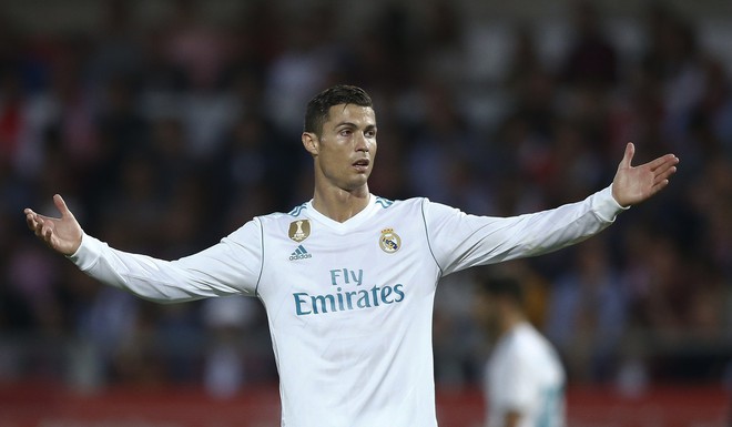 Ronaldo cá cược với đồng đội, bên thua cuộc phải nộp tiền làm từ thiện - Ảnh 2.