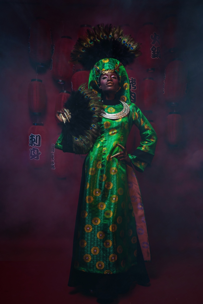 Người mẫu Châu Phi gây ấn tượng mạnh với áo dài Việt - Ảnh 1.