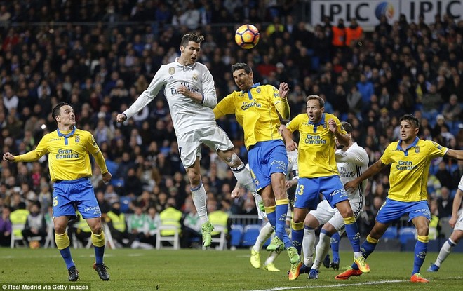 Ronaldo lên đồng, Real Madrid thoát thua đầy kịch tính - Ảnh 3.