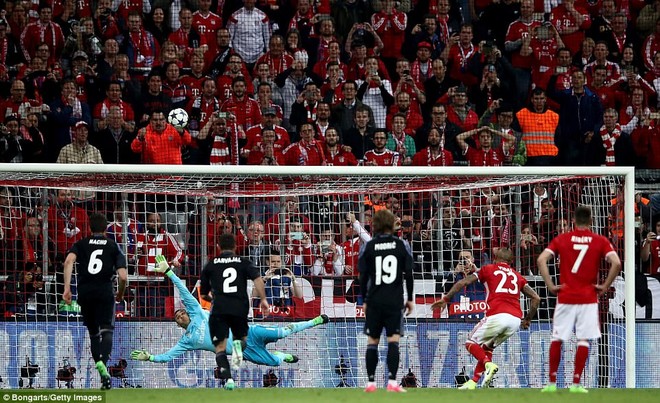 Ronaldo hạ gục Hùm xám trong đêm kịch tính đến khó tin ở Munich - Ảnh 19.