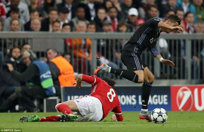 Ronaldo hạ gục Hùm xám trong đêm kịch tính đến khó tin ở Munich - Ảnh 29.