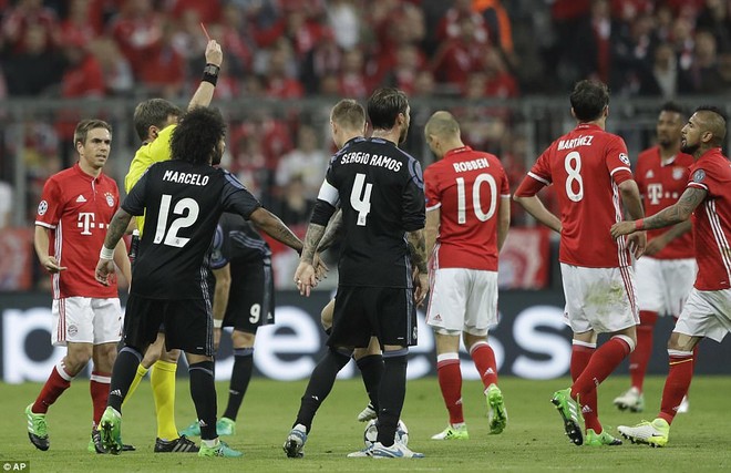 Ronaldo hạ gục Hùm xám trong đêm kịch tính đến khó tin ở Munich - Ảnh 30.