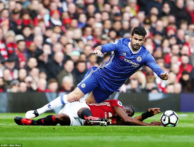 Tự phế võ công để chơi đòn quyết tử, Man United xé tan Chelsea trên Old Trafford - Ảnh 10.