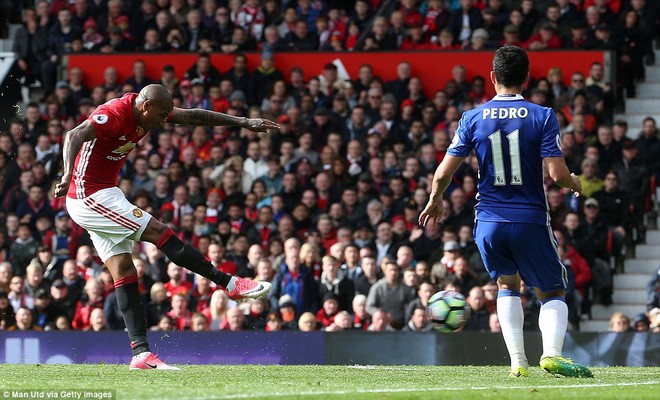 Tự phế võ công để chơi đòn quyết tử, Man United xé tan Chelsea trên Old Trafford - Ảnh 12.